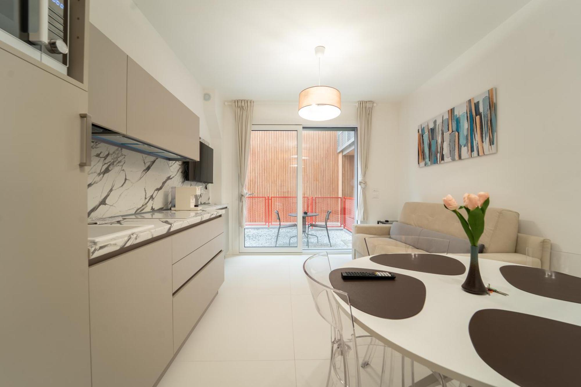 Homeby, Mascarella Patio Apartment Болонья Экстерьер фото
