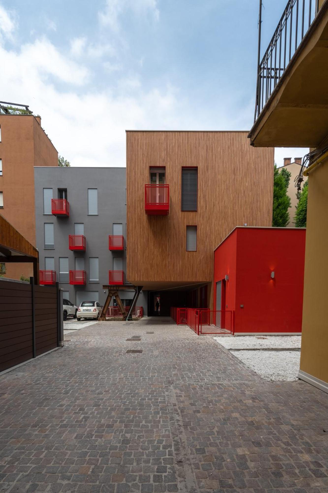 Homeby, Mascarella Patio Apartment Болонья Экстерьер фото